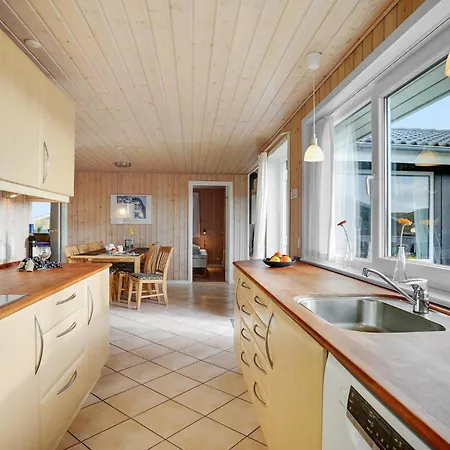 Ferienhaus Gorgeous Home In Hvide Sande With Sauna *